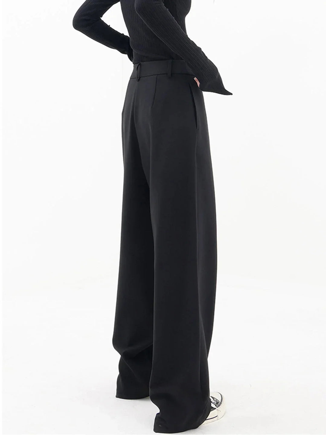 Alexis | Pantalon Large Noir Asymétrique Taille Boutonnée