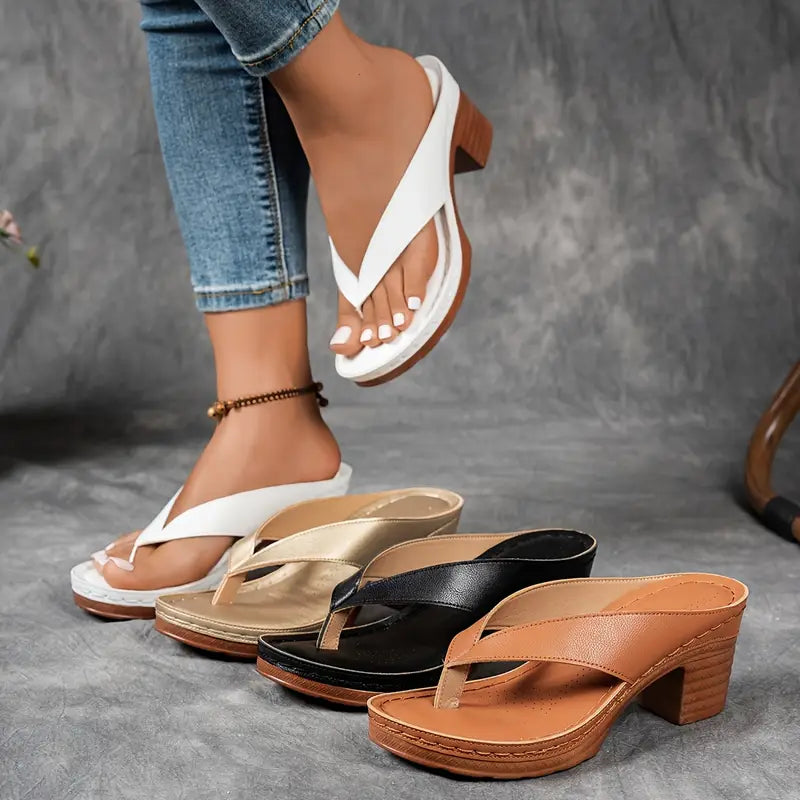 Alice | Sandales Femme Dorées Talon Bloc Tong