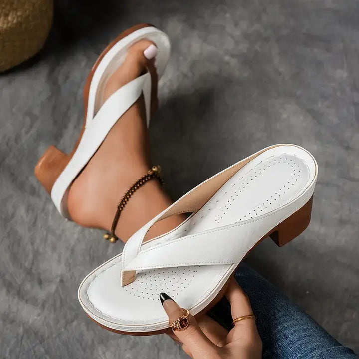 Alice | Sandales Femme Dorées Talon Bloc Tong