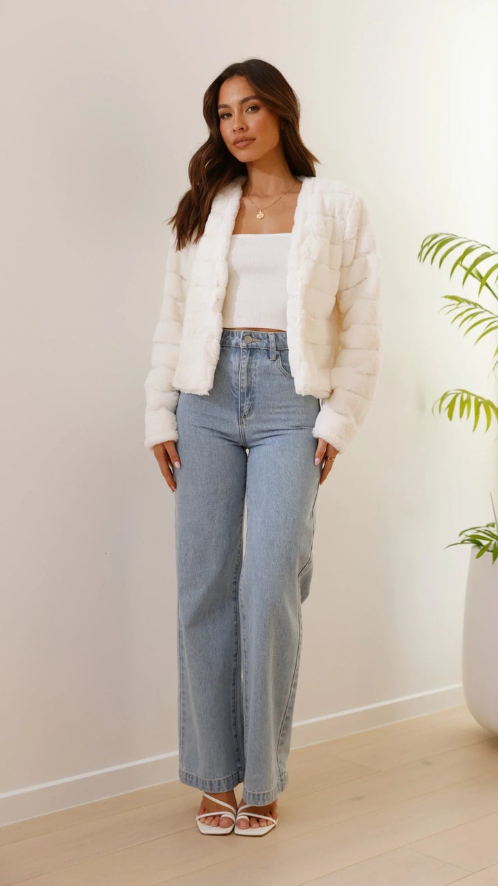 Anaïs | Veste Courte Fausse Fourrure Blanche Femme