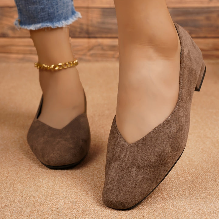 Audrey | Ballerines femme bout carré daim noir