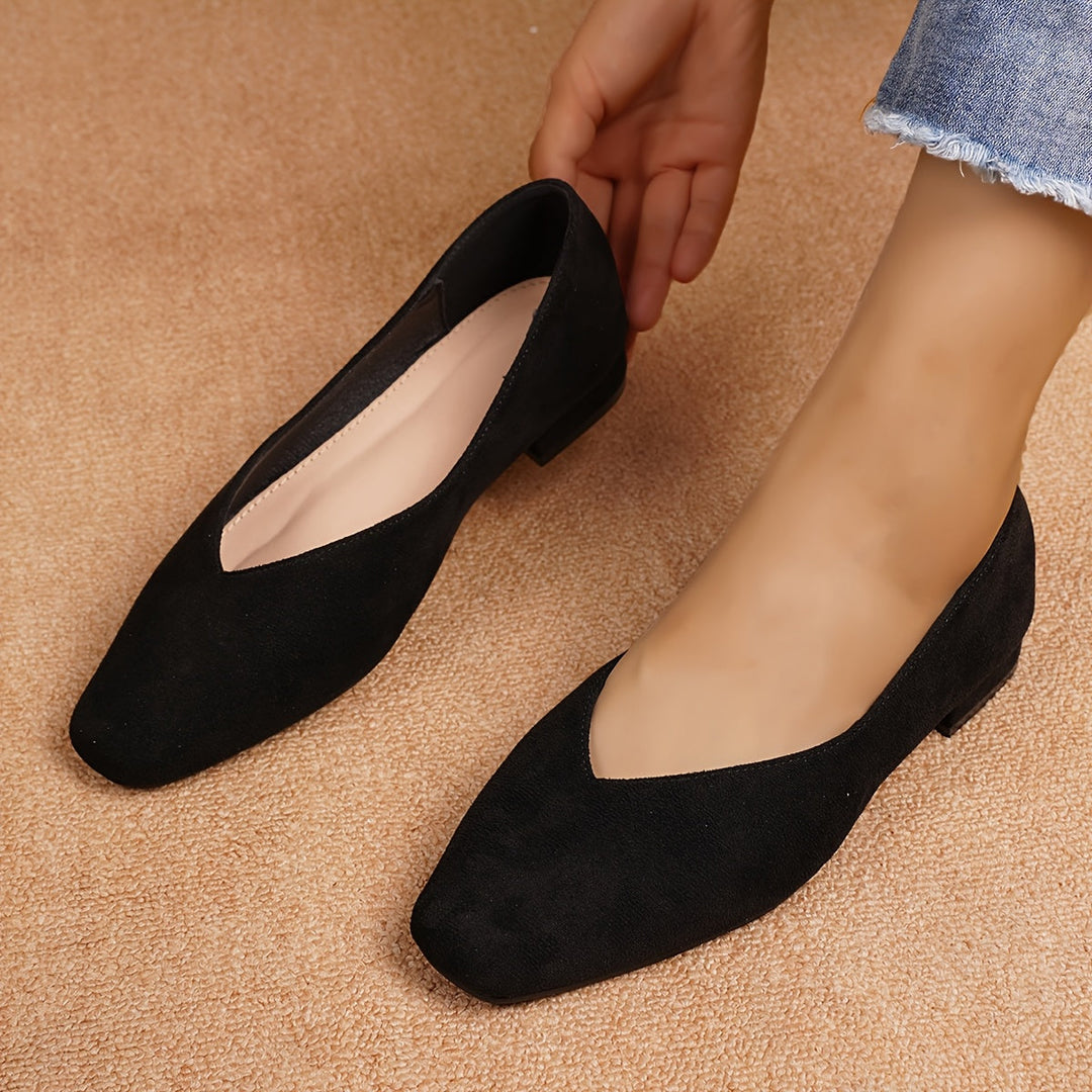 Audrey | Ballerines femme bout carré daim noir