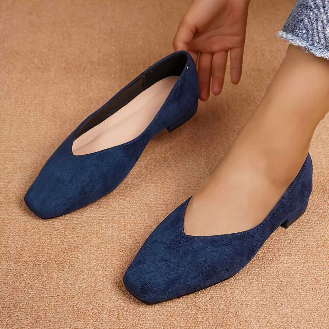 Audrey | Ballerines femme bout carré daim noir