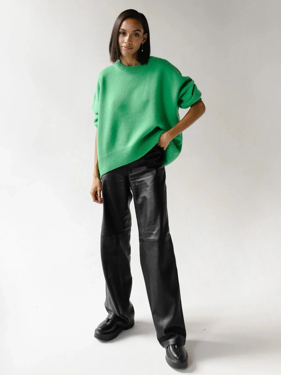 Axelle | Pull Oversize Noir Col Rond Femme