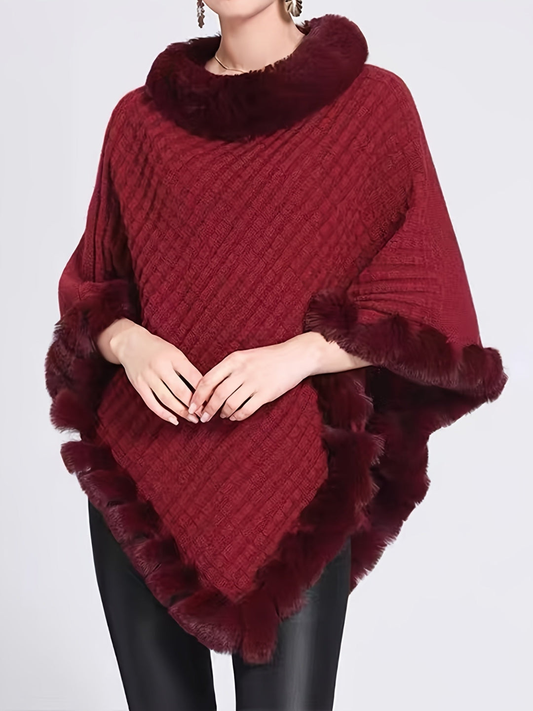 Béatrice | Poncho Femme Maille Crème Col Bénitier Manches Longues