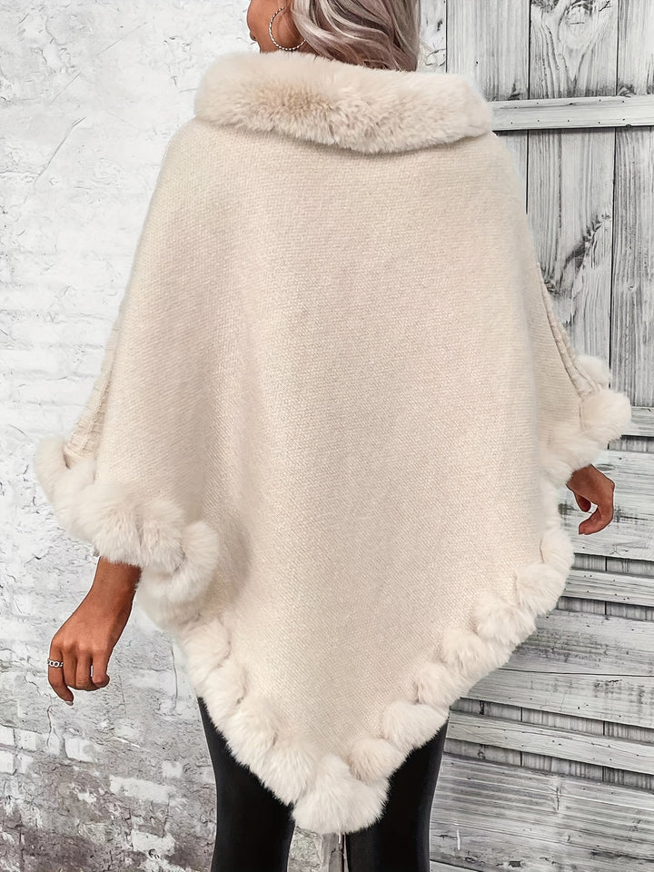 Béatrice | Poncho Femme Maille Crème Col Bénitier Manches Longues