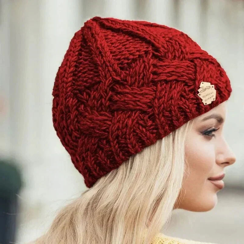Chloé | Bonnet Noir Tresse Femme Pull-On