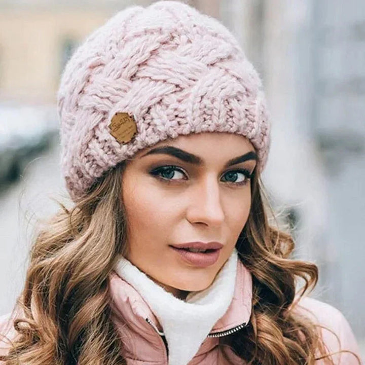 Chloé | Bonnet Noir Tresse Femme Pull-On