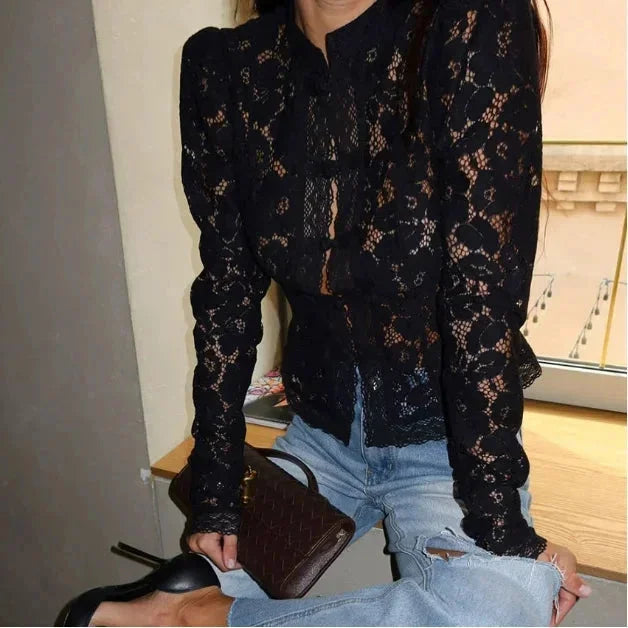 Camille | Blouse Dentelle Noire Manches Longues Femme