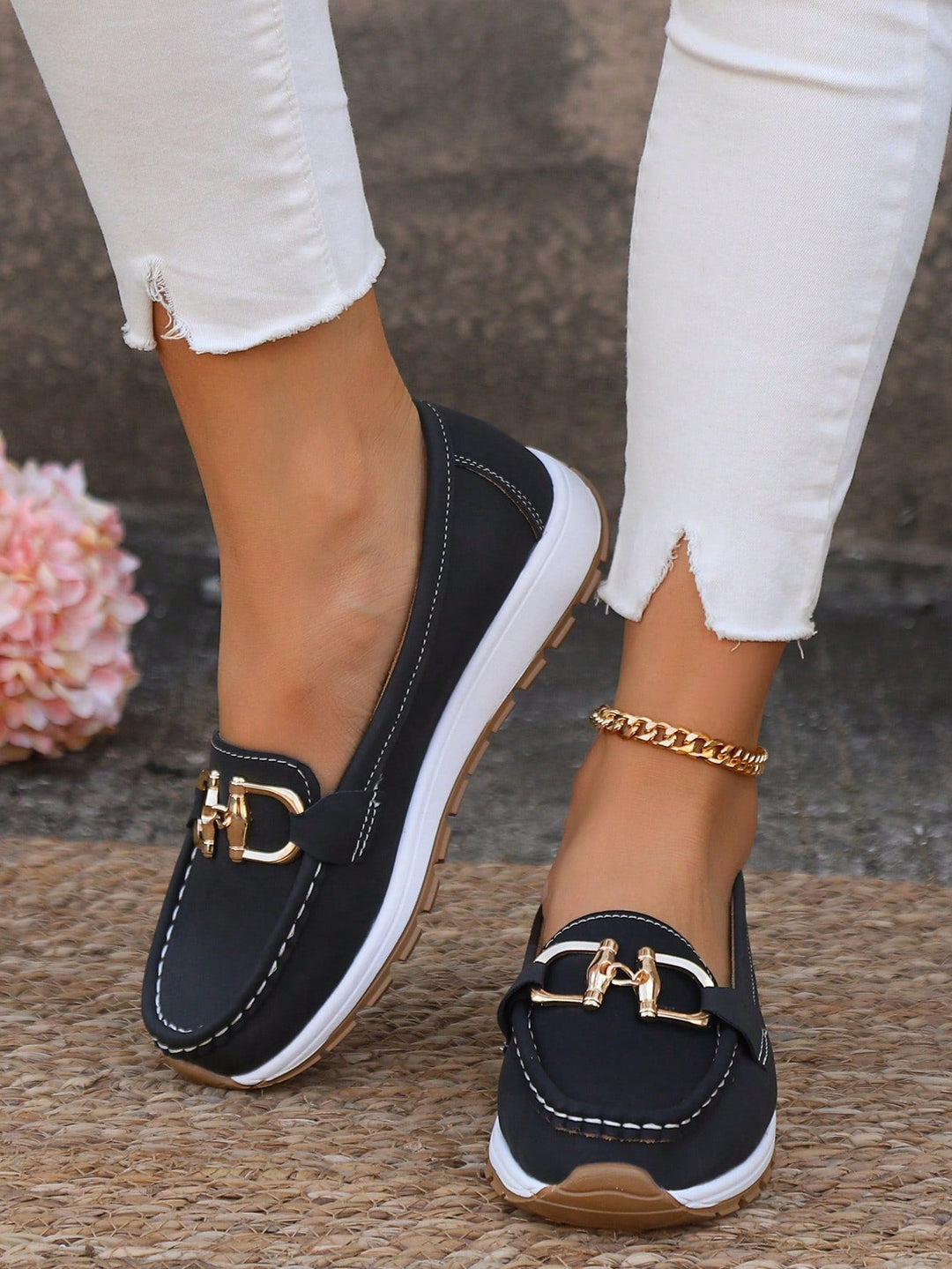 Camille | Mocassins Femme Daim Kaki à Boucle Dorée