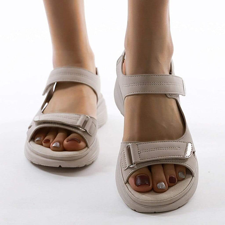Carla | Sandales Femme Sport Velcro Plateforme