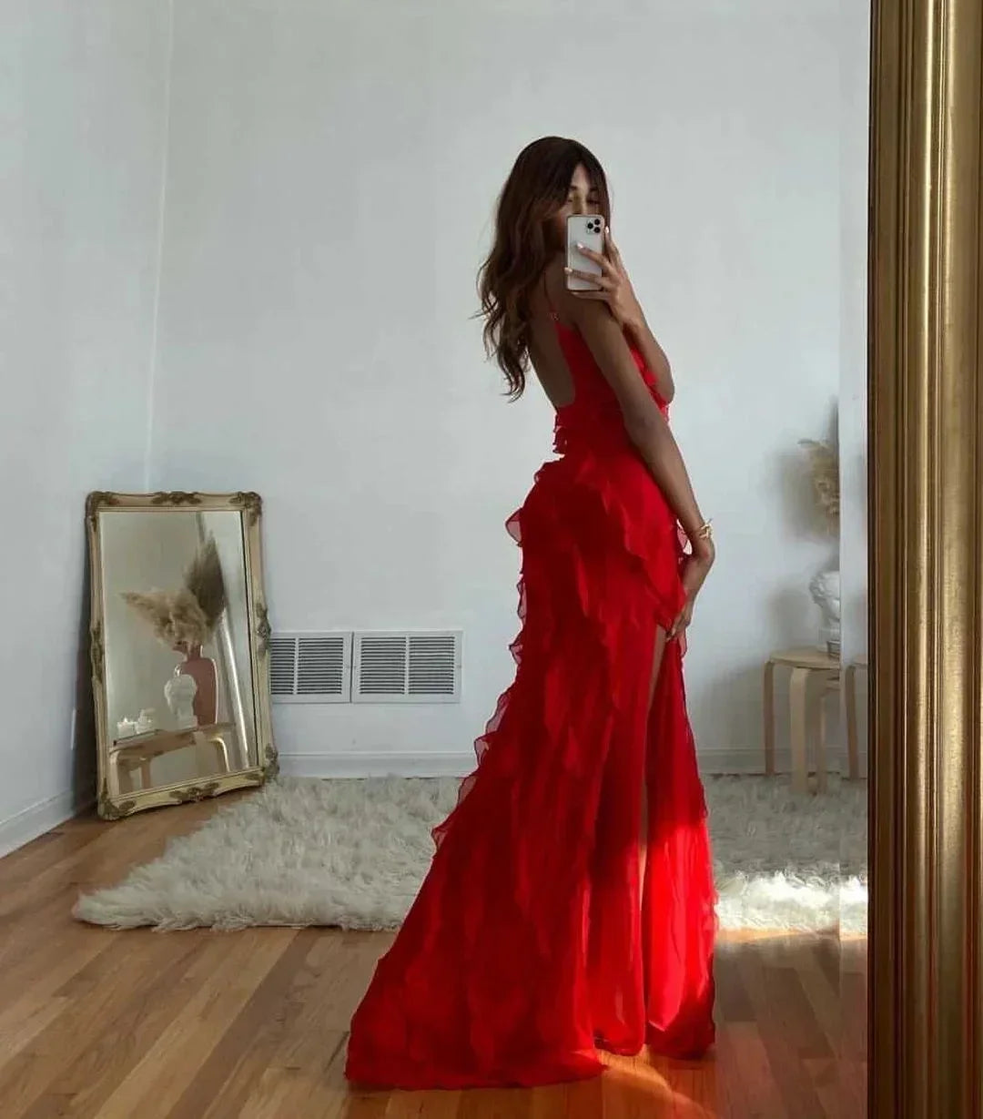 Charlotte | Robe Longue Rouge Mousseline Volantée Col V