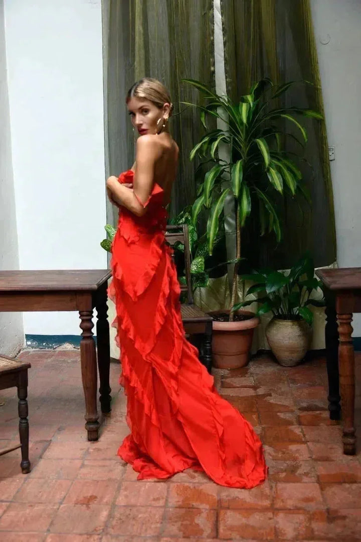 Charlotte | Robe Longue Rouge Mousseline Volantée Col V