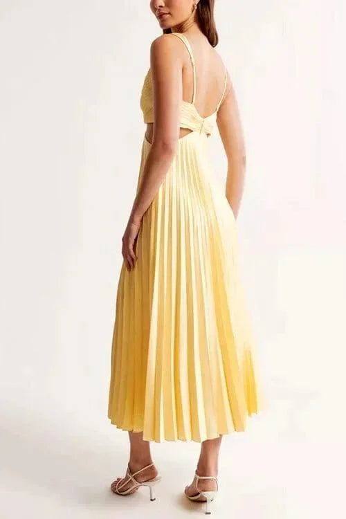Chloé | Robe Midi Plissée Découpes Dos Nu