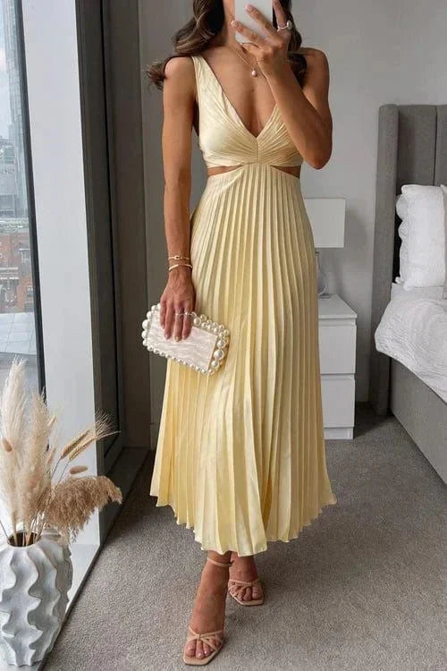 Chloé | Robe Midi Plissée Découpes Dos Nu