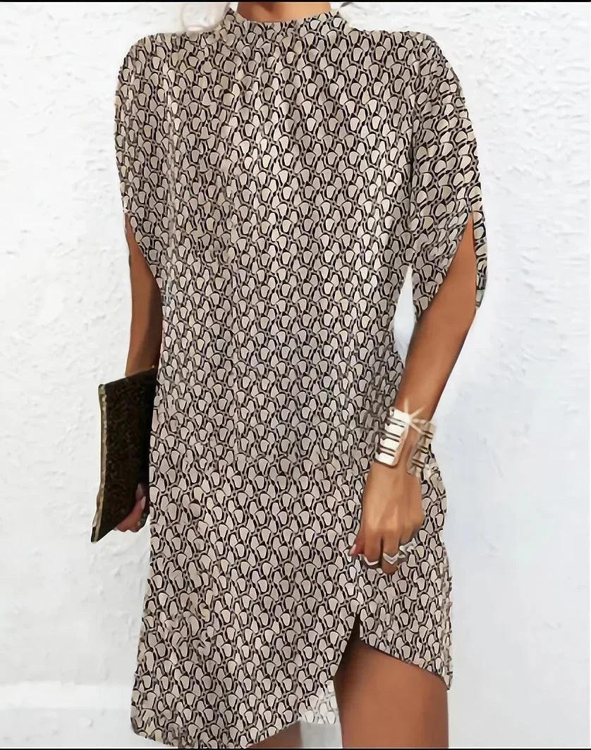 Chloé | Robe de Soirée Noire Col Montant Fendue