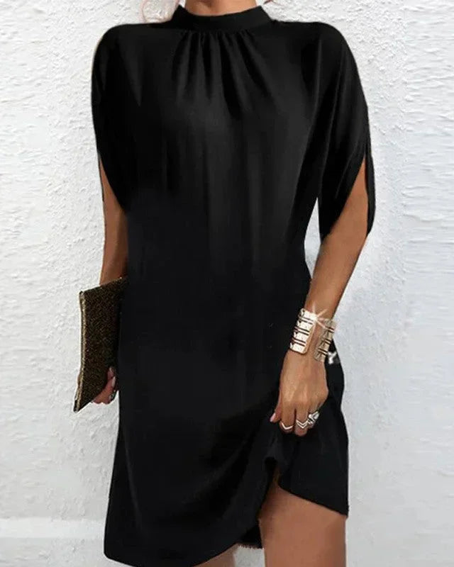 Chloé | Robe de Soirée Noire Col Montant Fendue