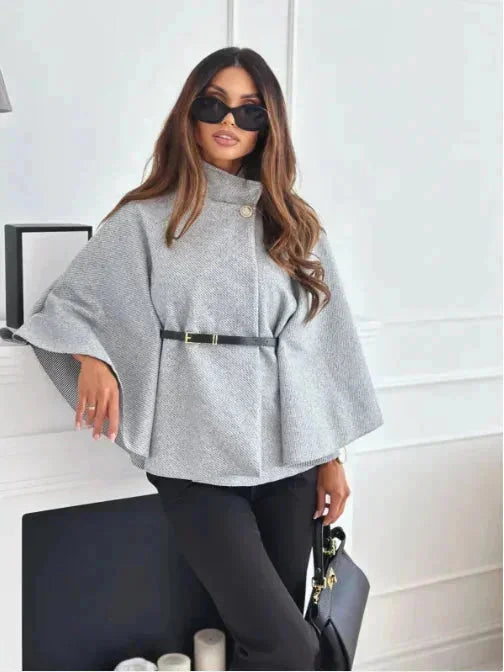 Clémence | Poncho Femme Gris Ceinturé Boutonné Col Haut