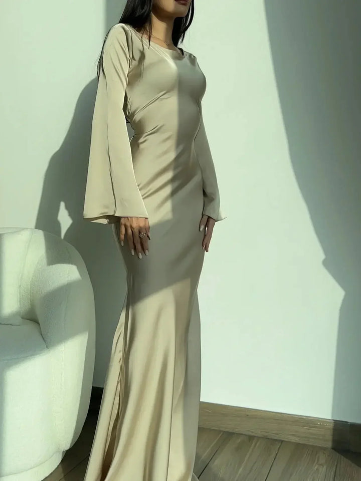 Éléonore | Robe Longue Satin Crème Manches Évasées