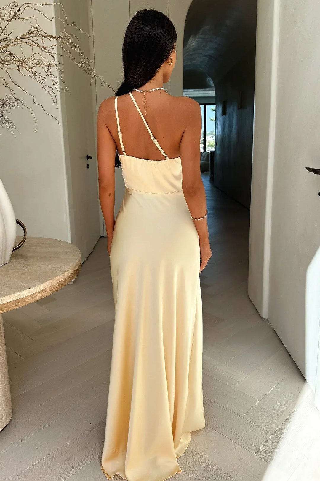 Inès | Robe de Soirée Longue Satin Une Épaule