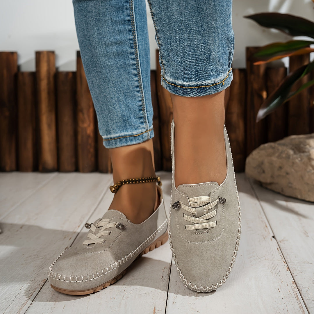 Laura | Mocassin Femme Suédé Lacets Plat