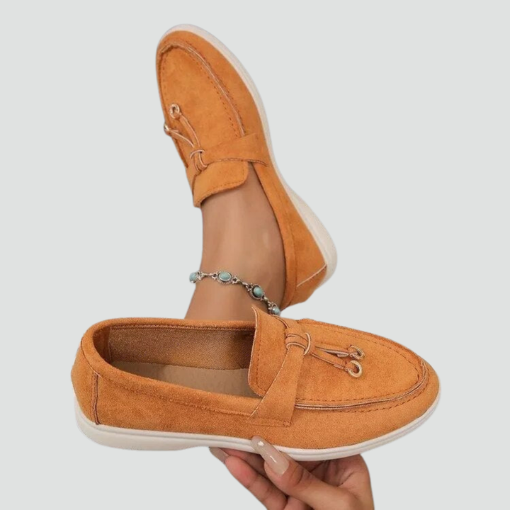 Laurie | Mocassins Plats Femme Daim Blanc à Pompons