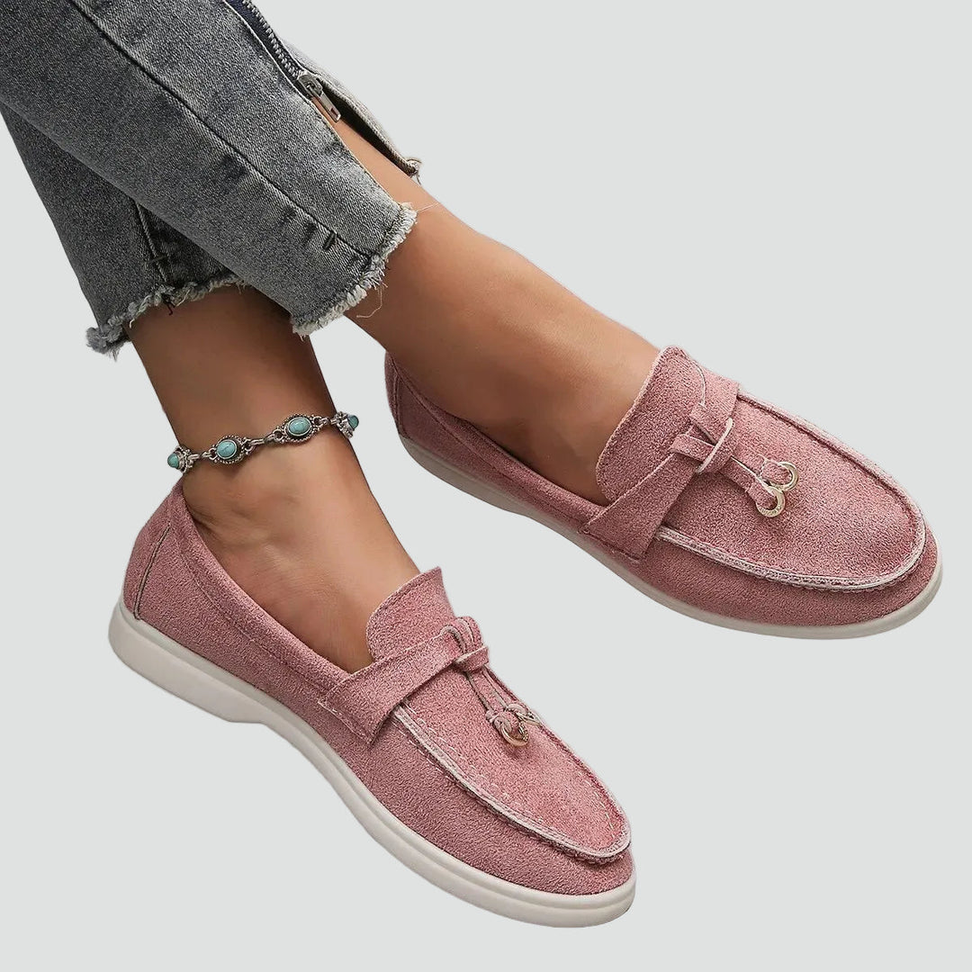 Laurie | Mocassins Plats Femme Daim Blanc à Pompons