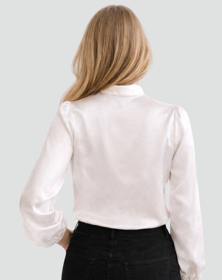 Léa | Blouse Femme Satin Vert Manches Longues Col Nœud
