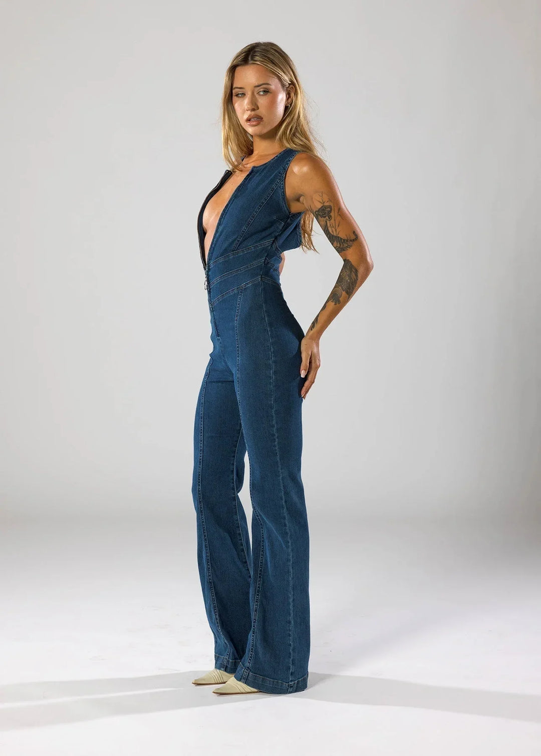 Lola | Combinaison Jean Femme Flare Décolleté