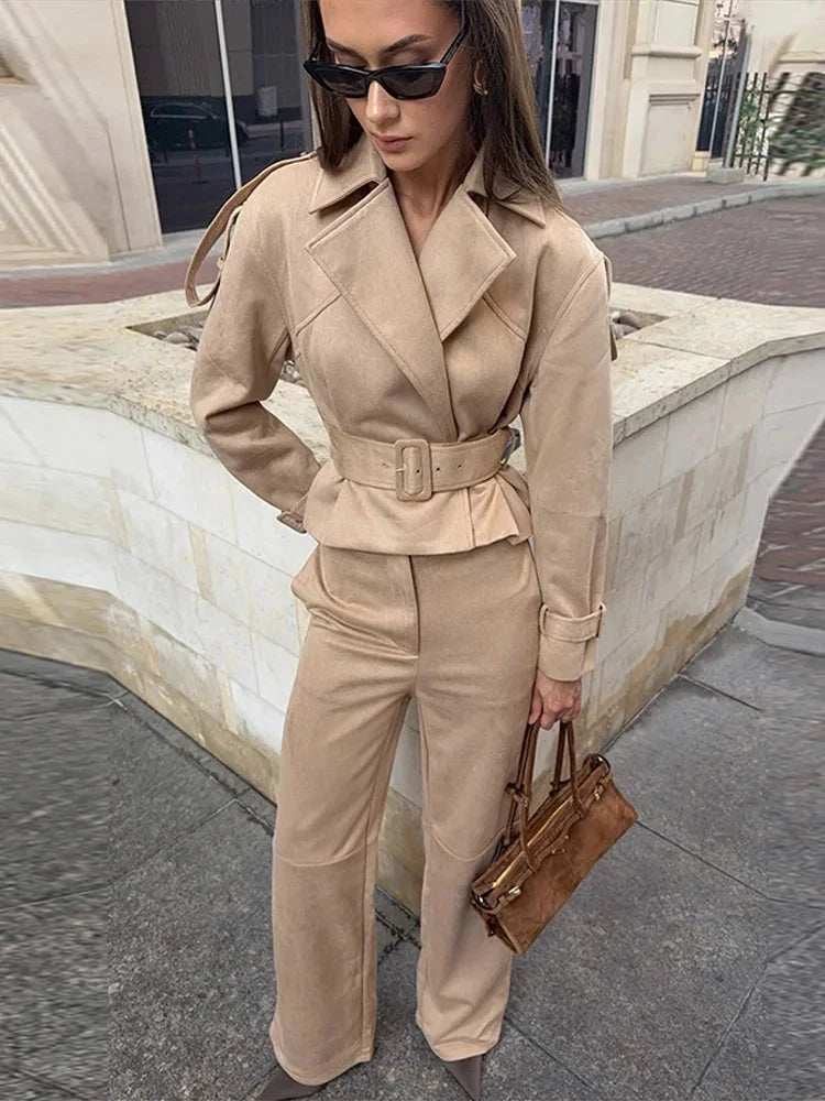 Louise | Ensemble Femme Veste Ceinturée Pantalon