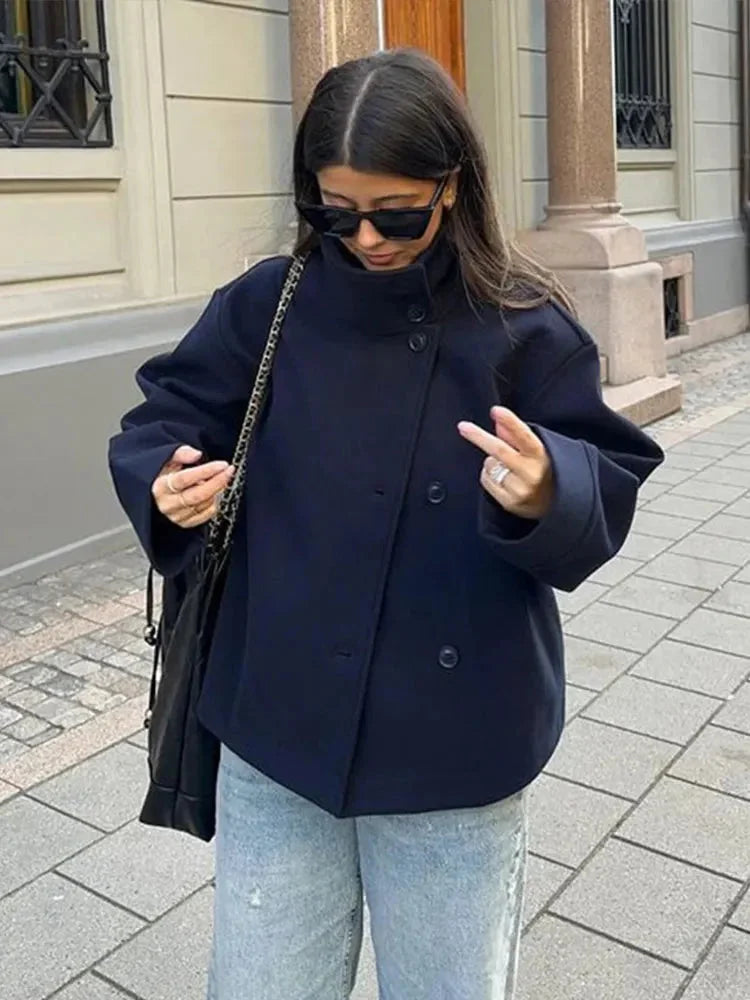 Manon | Manteau Court Noir Femme Col Montant