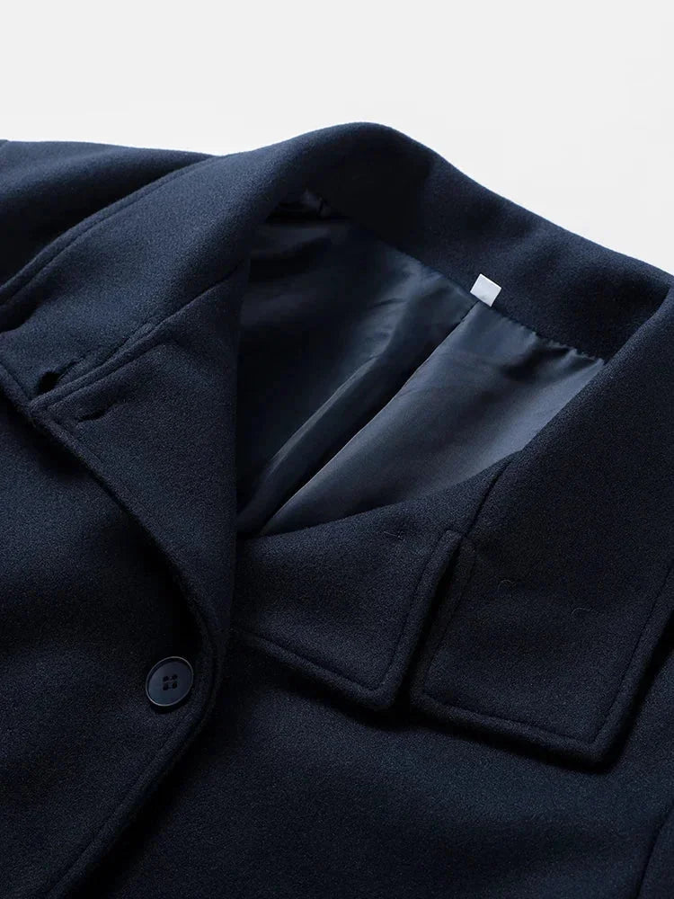 Manon | Manteau Court Noir Femme Col Montant
