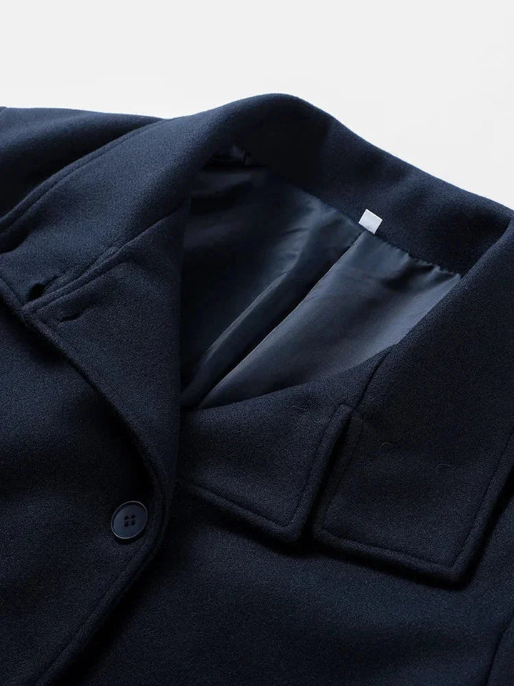Manon | Manteau Court Noir Femme Col Montant