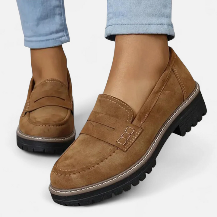 Manon | Mocassins Noirs Femme Semelle Crantée Talon Bloc