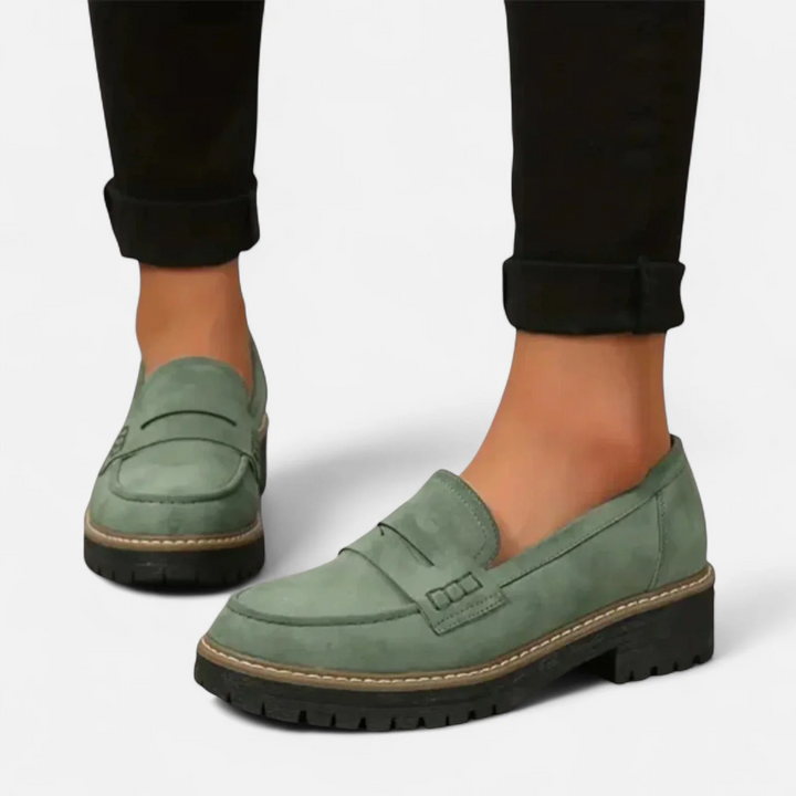 Manon | Mocassins Noirs Femme Semelle Crantée Talon Bloc