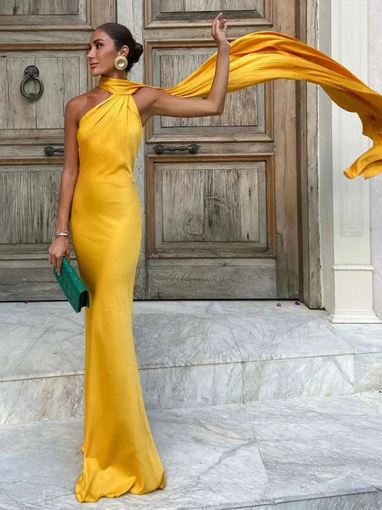 Manon | Robe de Soirée Longue Jaune Halter