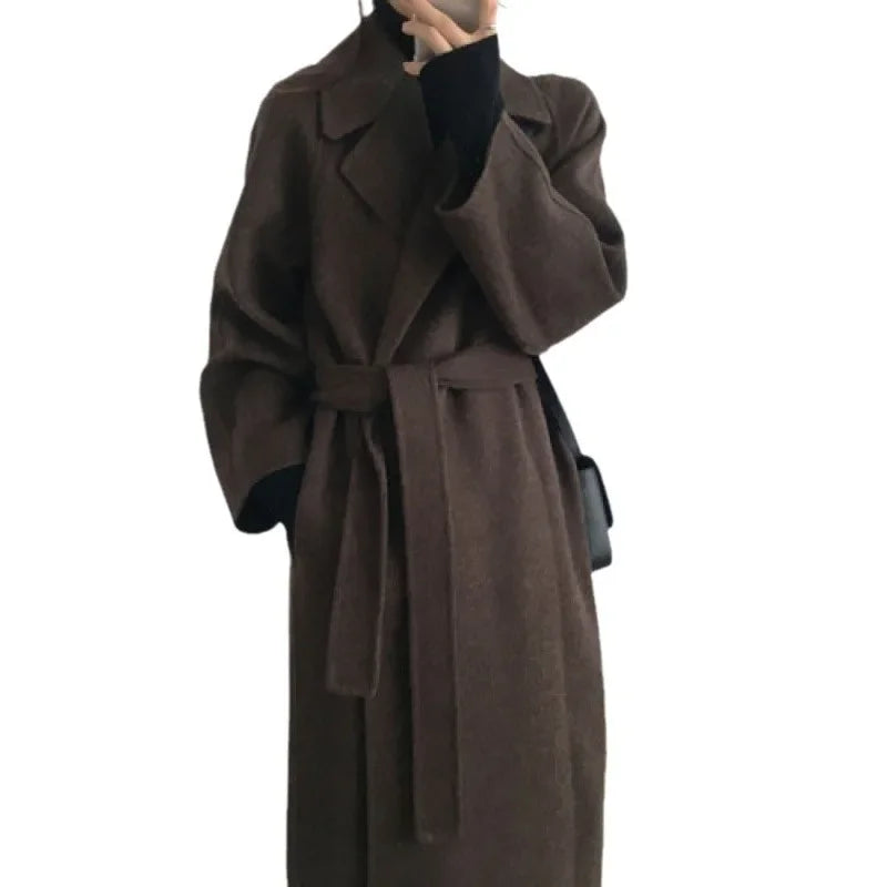 Gabrielle | Manteau Long Femme Col Lavallière Ceinturé