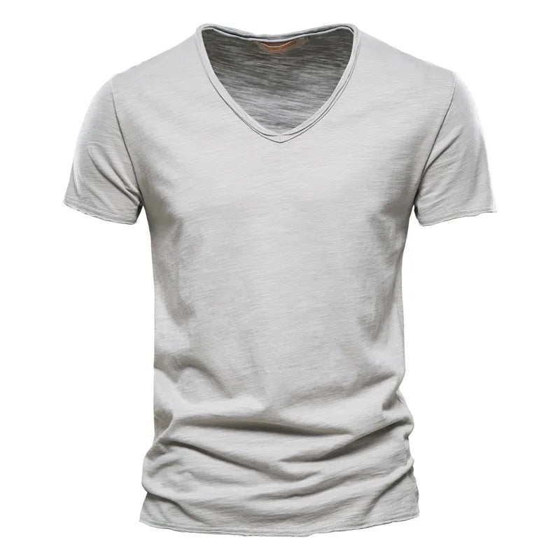 Théo | T-shirt col V manches courtes homme