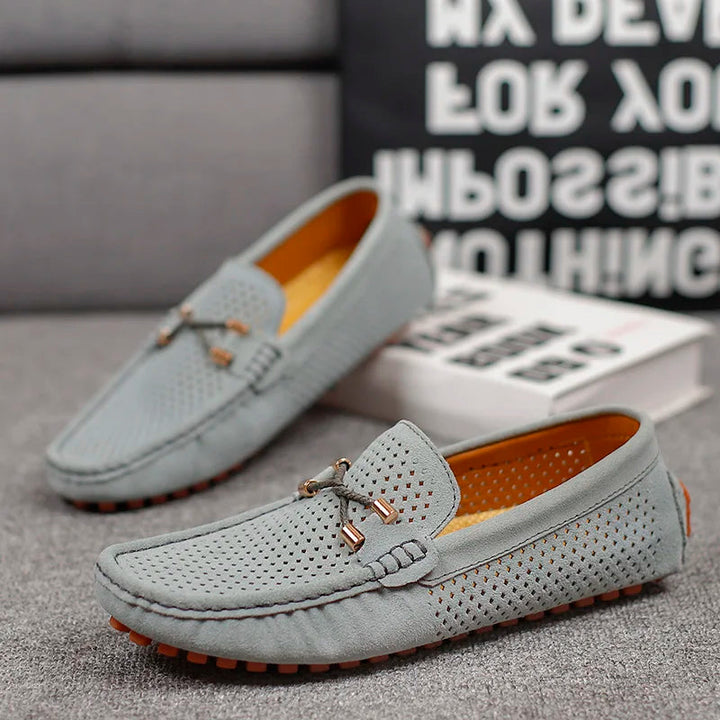 Xavier | Mocassin Homme Perforé Noir Semelle Orange