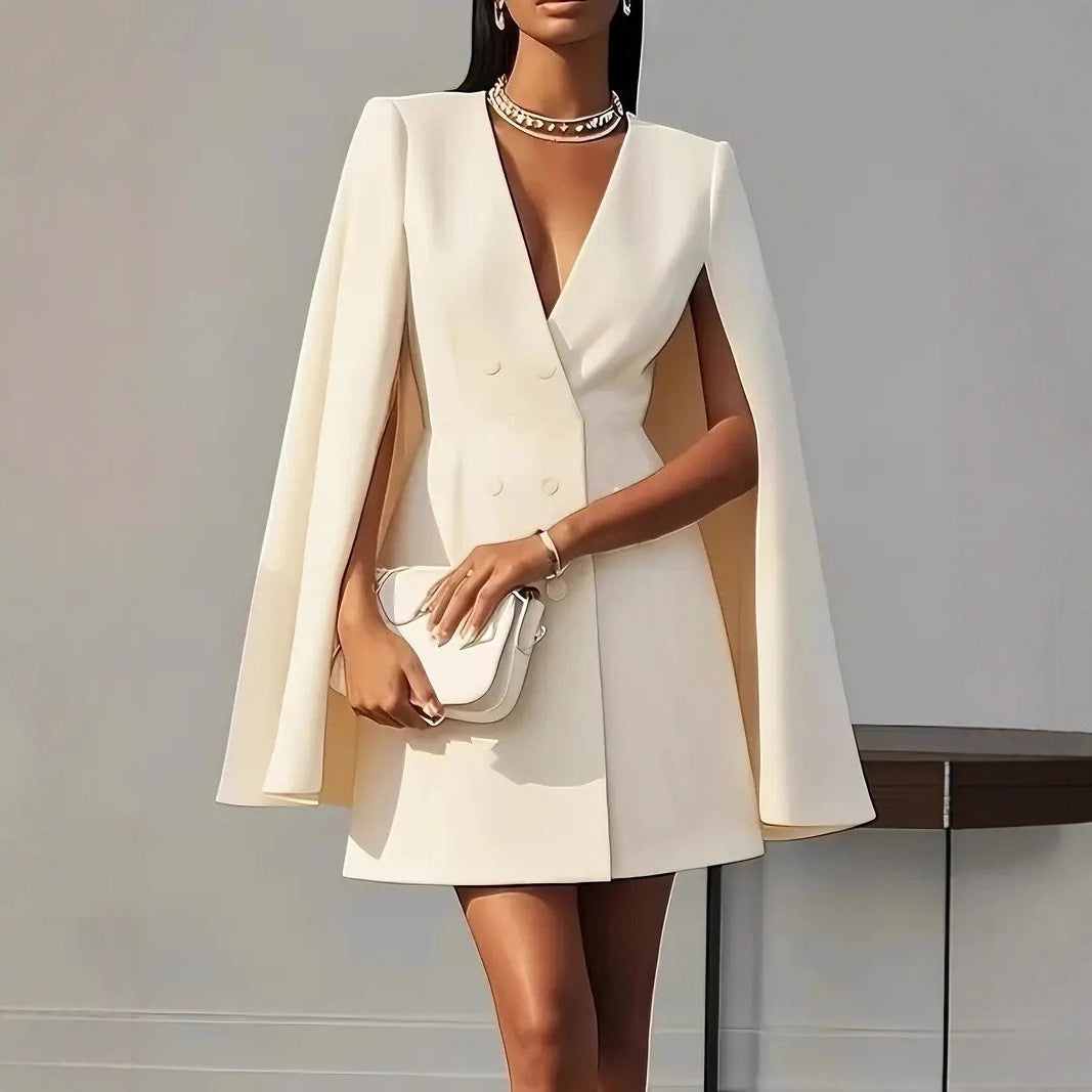 Eva | Robe Cape à Boutons Manches Longues