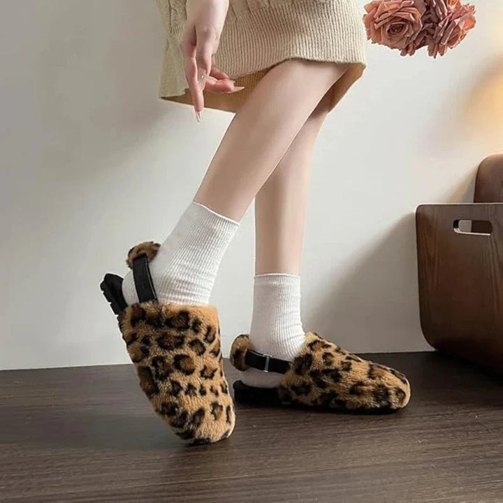 Inès | Chausson Femme Fausse Fourrure Boucle