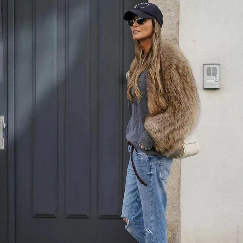 Coralie | Manteau Fausse Fourrure Femme Oversize Longues Manches