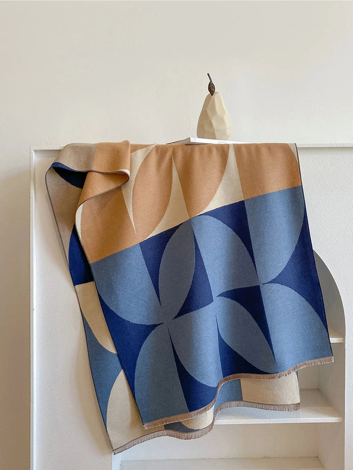 Morgan | Foulard Oversize à Franges et Motif Abstrait
