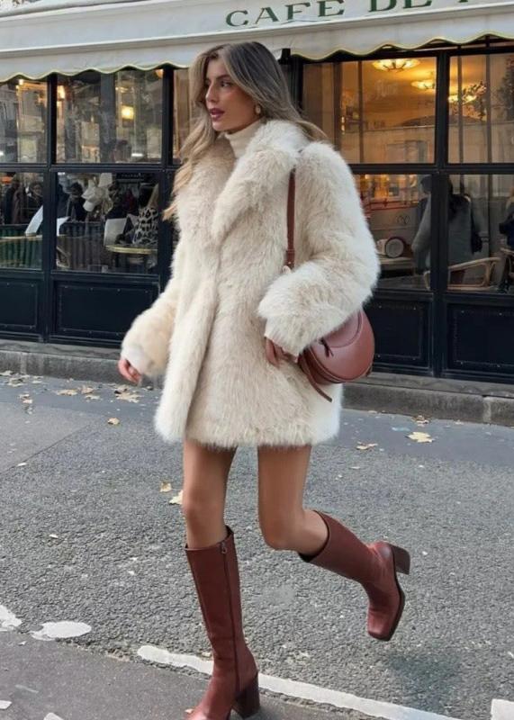 Clémence | Manteau en Fausse Fourrure Col Large Oversize Crème Femme