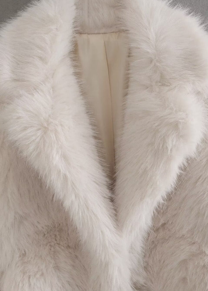 Clémence | Manteau en Fausse Fourrure Col Large Oversize Crème Femme